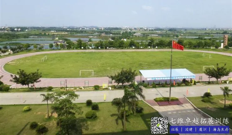 如何在篮球青训营中提升比赛经验?_1